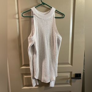 NY&Co. Ladies Peep Shoulder Sweater Size M.